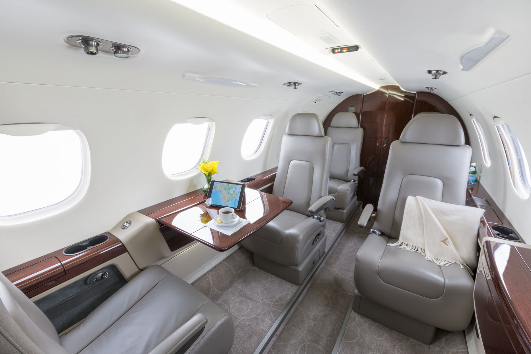 Embraer Phenom 300 Cabin