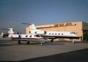 n664cl_learjet-24_september-81992_parked-next-to-a-%10n264cl_in-front-of-hanger-1_1-cleaned