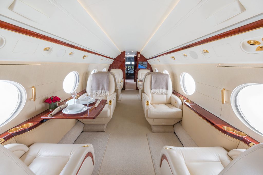 N136fx Gulfstream G550 - N35GR | Clay Lacy Aviation