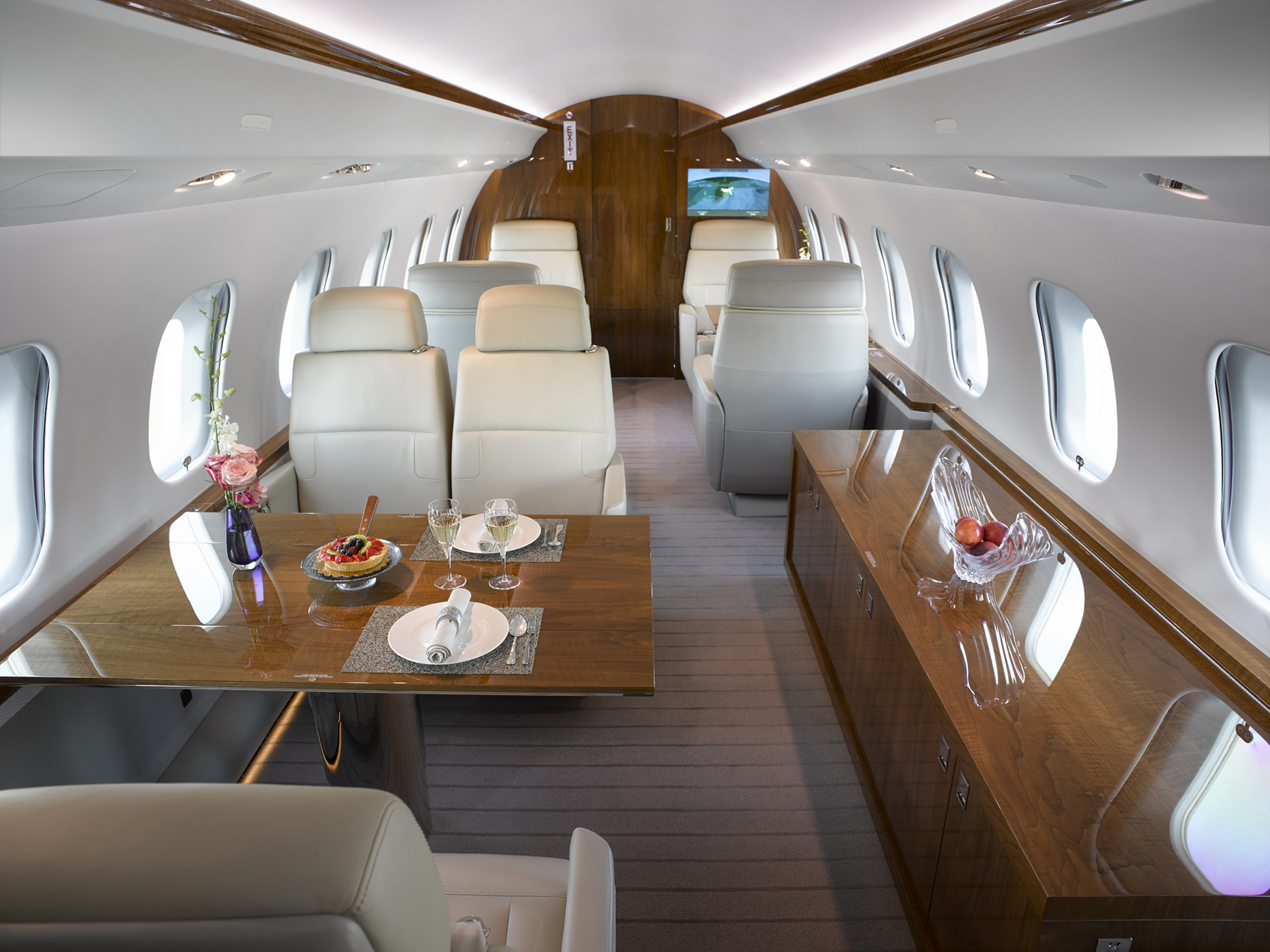 Bombardier Global 6000 for Jet Charter Clay Lacy Aviation